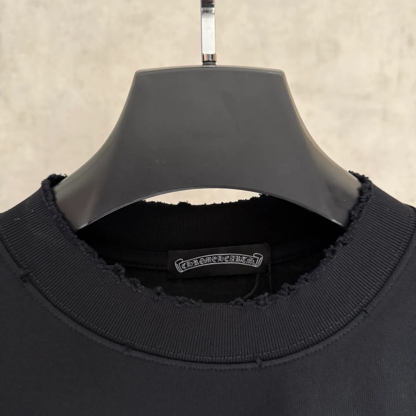🅿️330 [Strict quality control] CH Croixin's new long-sleeved sweatshirt T-shirt. Heavy 340g double yarn fabric. Wash the whole garment twice. Frayed and torn on all four sides. Heavy fabric. The neckline is made of icy Salona. Loose fit. Deep, wide and stylish. No deformation or shrinkage. Color: 3 colors, black, white and gray. Size: M-2xl